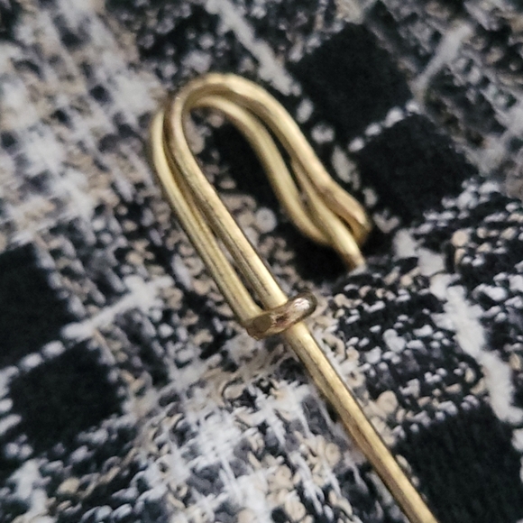 Skirt with gold pin up - Picture 6 of 6